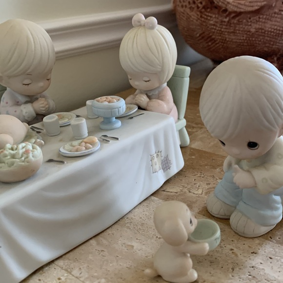 Precious Moments Thanksgiving We Gather together to ask the Lords Blessing - Picture 4 of 10